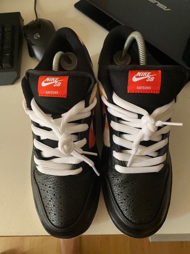 sb dunk raygun