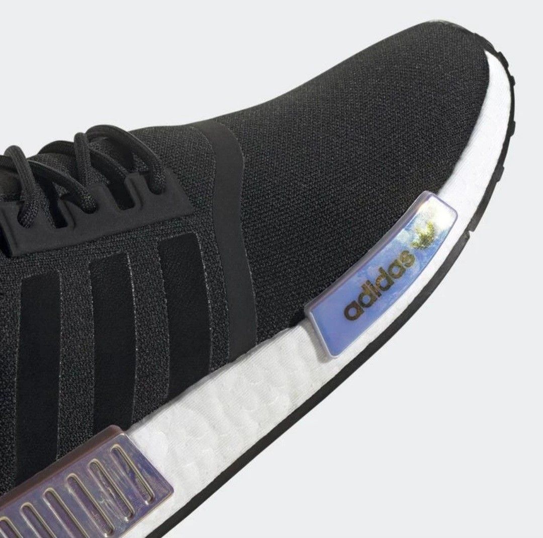 nmd r1's