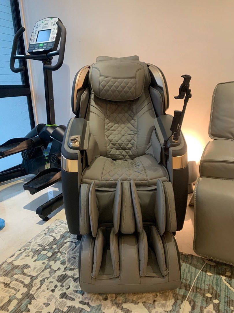 Ogawa Massage Chair AI Plus Shipping Included! , Health & Nutrition