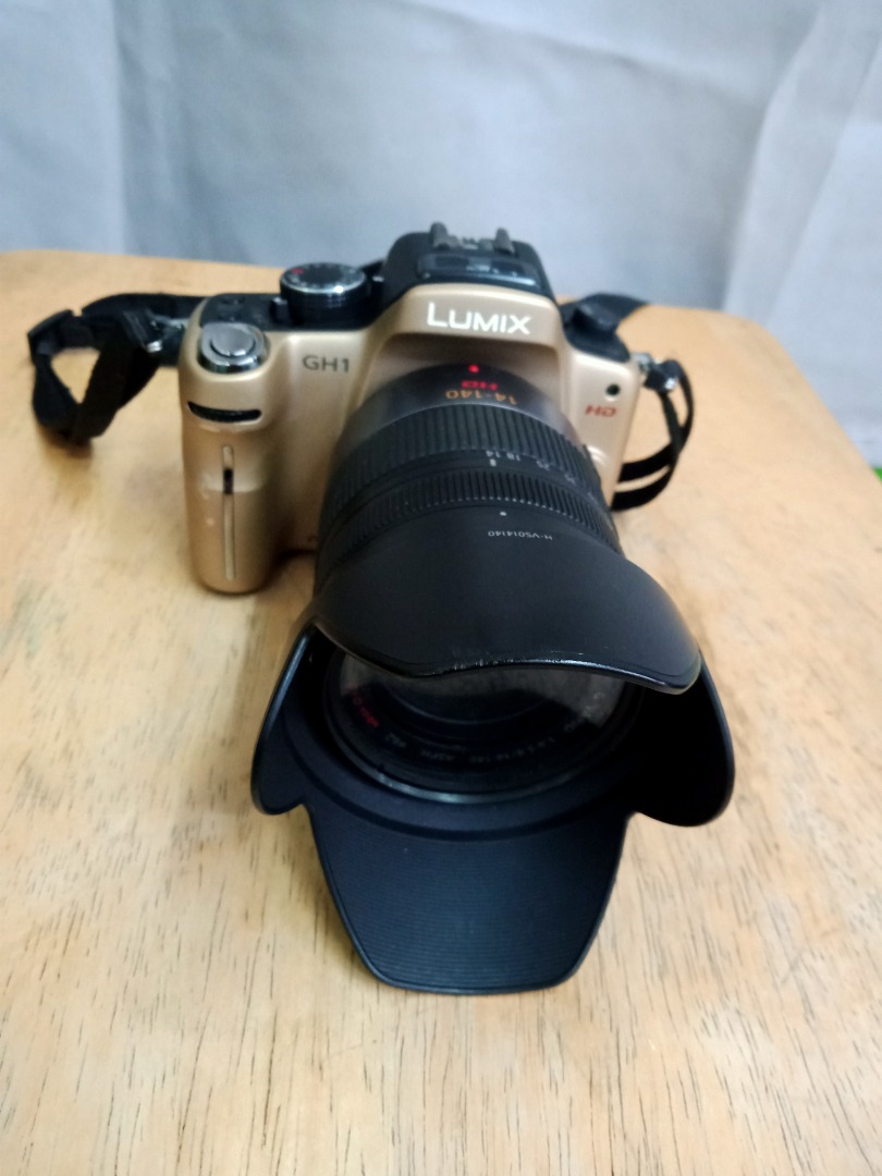 Panasonic Lumix GH1, Photography, Cameras on Carousell