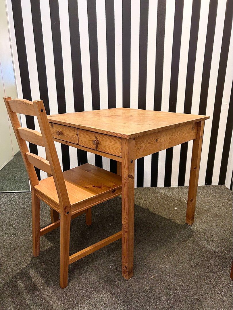 Pine wood SQUARE dining table / kitchen utensils table, Furniture