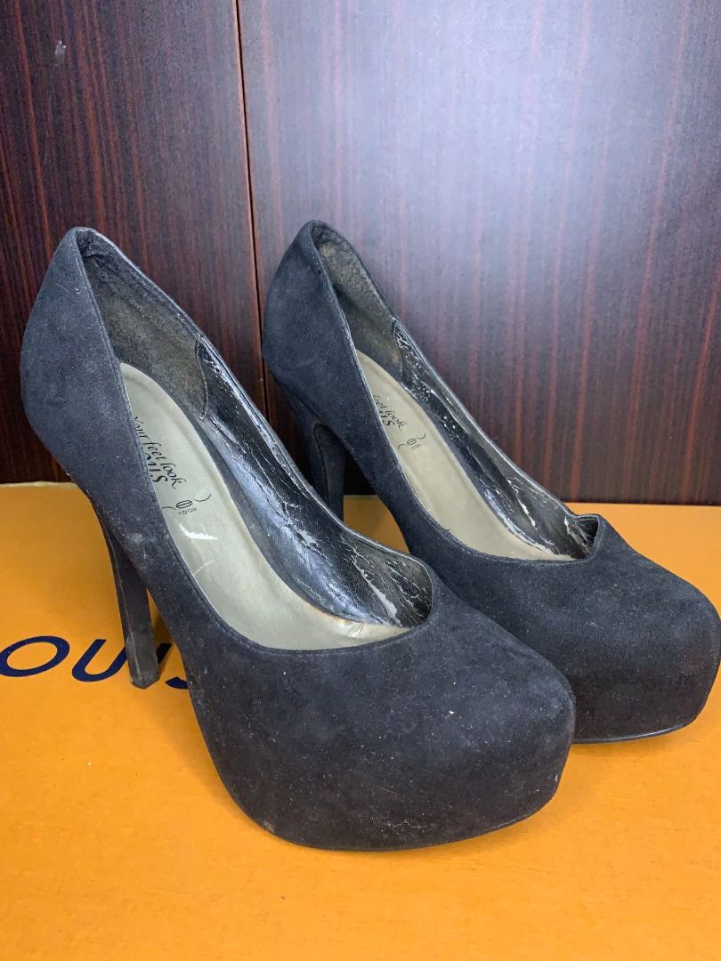 Plain Black Velvet Pumps/High Heels, Women's Fashion, Footwear, Heels