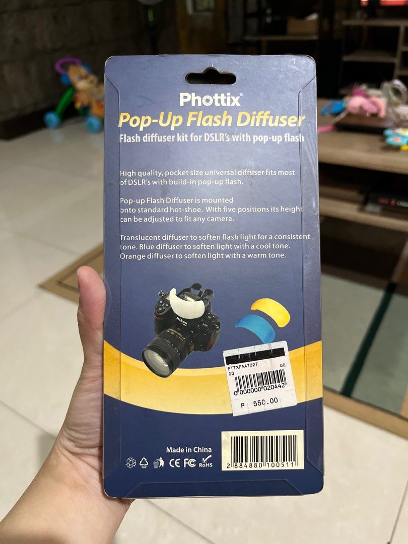Pop up DSLR Flash Diffuser (Category: Flashes) located in Quezon City. Submitted by mdsiazon (Listing ID 1211488668, Image 2). Description: Not opened. Bought for P550 Selling for P450 Pick up at project 8 qc Payment via gcash or bpi.