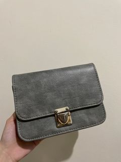 (Kategori: ) berada di . Dikirim oleh angelrubyjell (ID iklan 1211485655, Gambar 1). Deskripsi: .