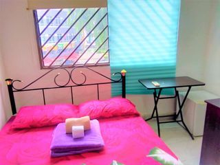 Private queenbed room at aljunied