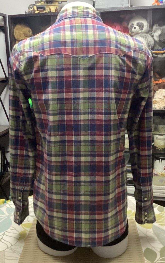 Ralph Lauren Denim & Supply Long Sleeve (Category: Formal Shirts) located in Pasig City. Submitted by marckserranoolx (Listing ID 1211453374, Image 3). Description: Ralph Lauren Denim & Supply Long Sleeve. Good condition Size Small.