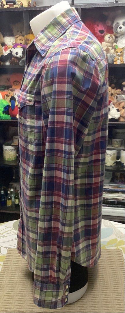 Ralph Lauren Denim & Supply Long Sleeve (Category: Formal Shirts) located in Pasig City. Submitted by marckserranoolx (Listing ID 1211453374, Image 2). Description: Ralph Lauren Denim & Supply Long Sleeve. Good condition Size Small.