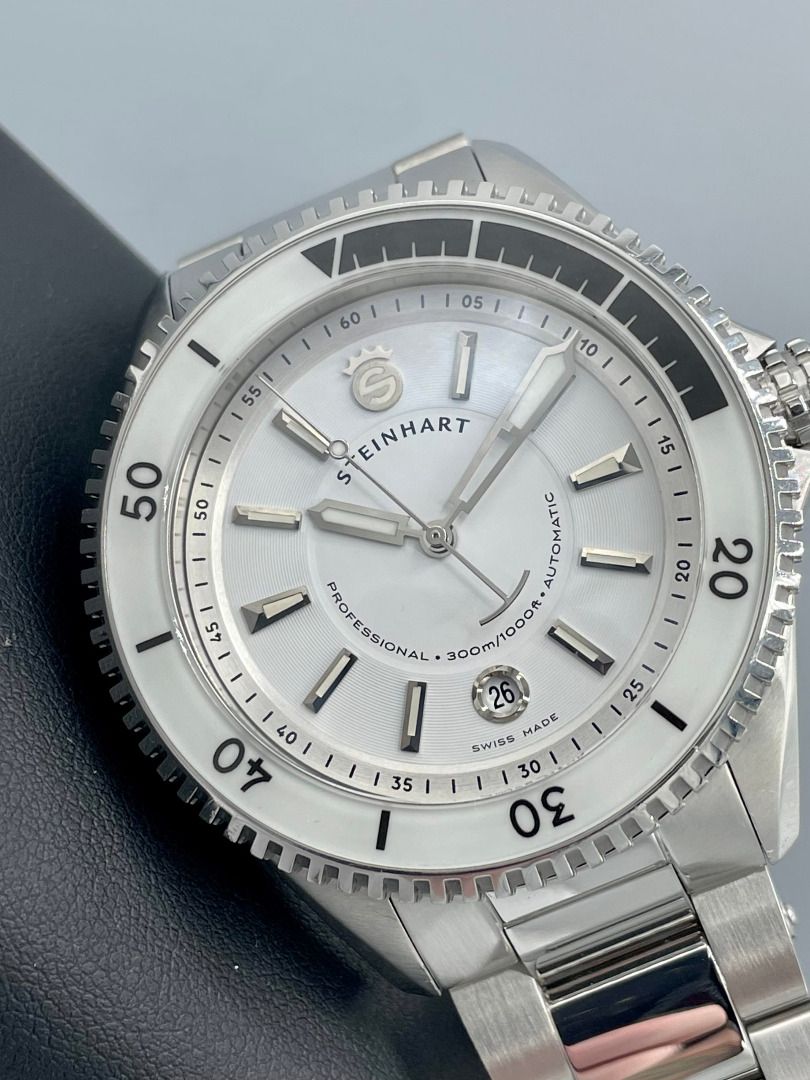 Rare Steinhart Ocean 2 premium White Diver Sapphire bezel Luxury
