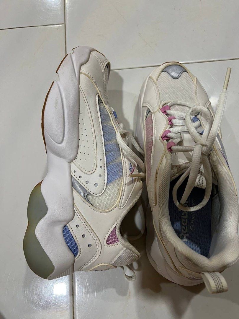 Reebok Royal Pervader, Women's Fashion, Footwear, Sneakers on