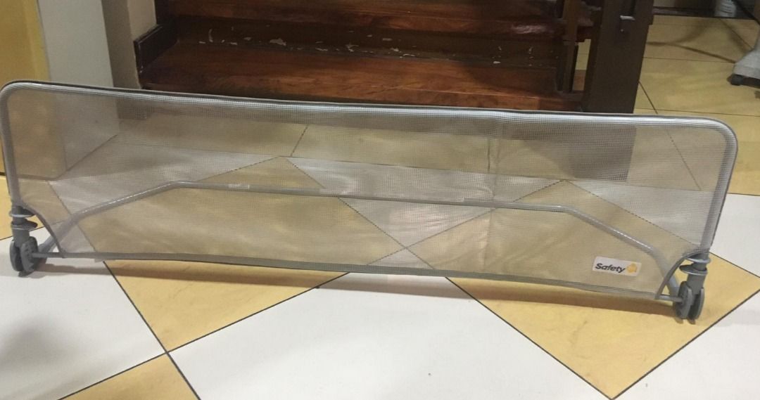 Safety 1st Extra Large Bed Rail, Babies & Kids, Baby Nursery & Kids