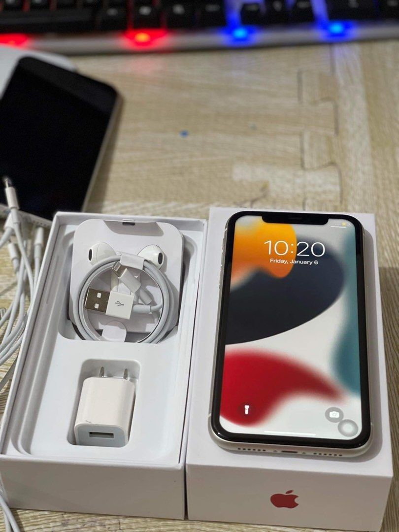 iphone 11 box inclusions
