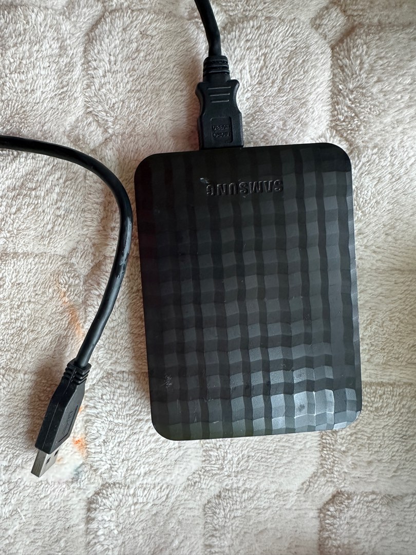 Samsung hard drive disk USB storage 512GB, Computers & Tech, Parts