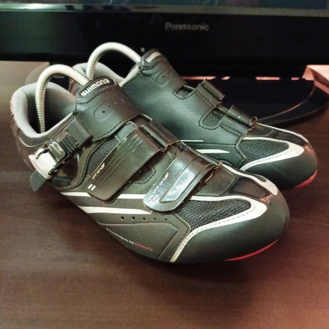 Shimano r088 size 44