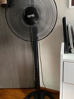 Sona standing fan