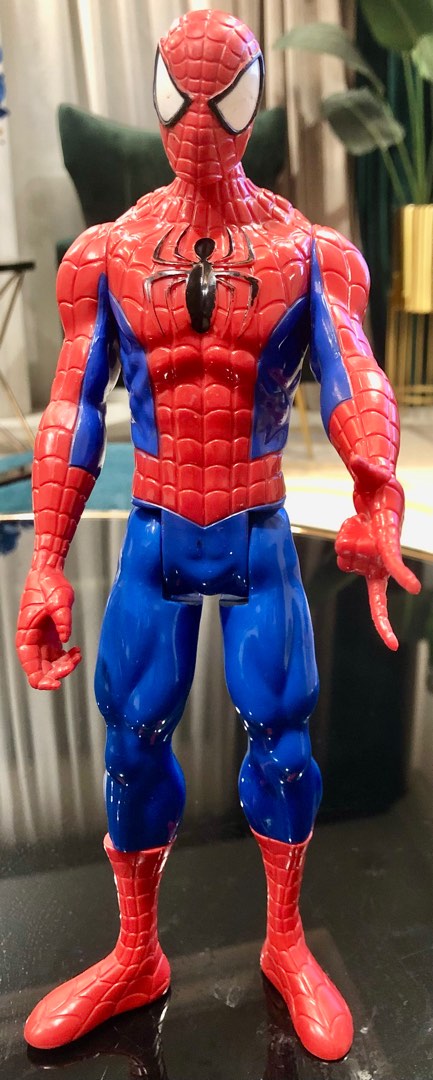 SPIDER-MAN FIGURA, Hobbies & Toys, Toys & Games on Carousell