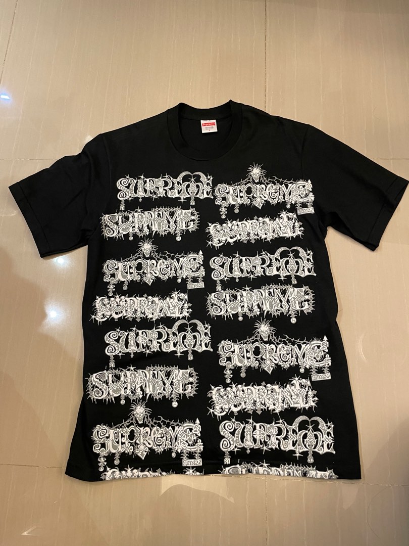Supreme multi logo tee (Size S), 女裝, 上衣, T-shirt - Carousell