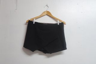 (Category: ) located in . Submitted by revive.thrift (Listing ID 1210941622, Image 1). Description: .