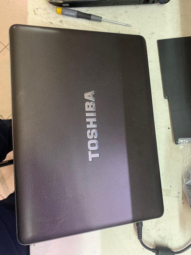 Toshiba laptop, Computers & Tech, Laptops & Notebooks on Carousell