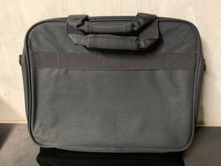 Toshiba Original Laptop Bag full size w Shoulder Strap