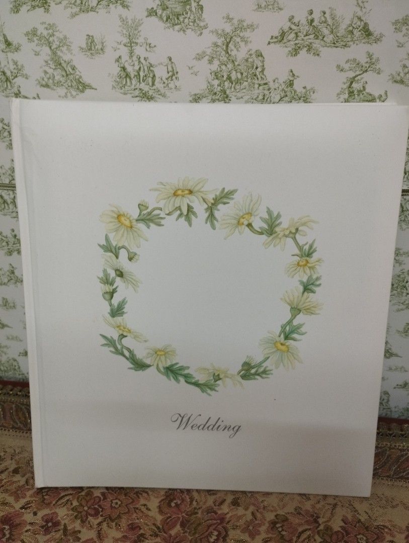 Traditional Wedding Album (Category: Frames & Pictures) located in Caloocan City. Submitted by chonadura91470 (Listing ID 1211379702, Image 1). Description: traditional wedding album made in Holland from UK container.