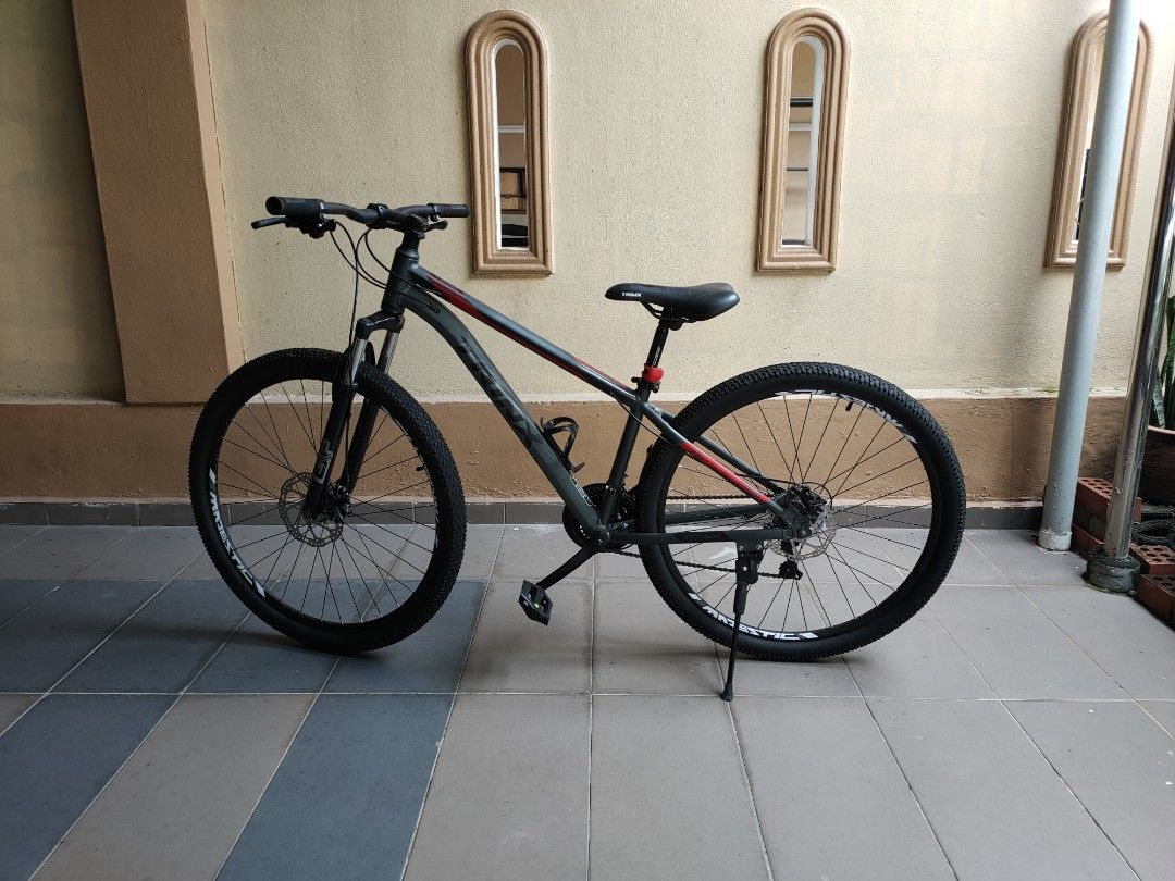 Trinx m116 mountain shop bike 21 speed mtb