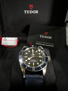 (Category: ) located in . Submitted by luxetimesg (Listing ID 1211378799, Image 1). Description: .