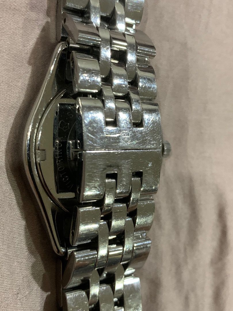 Swiss army water resistant 30m hot sale