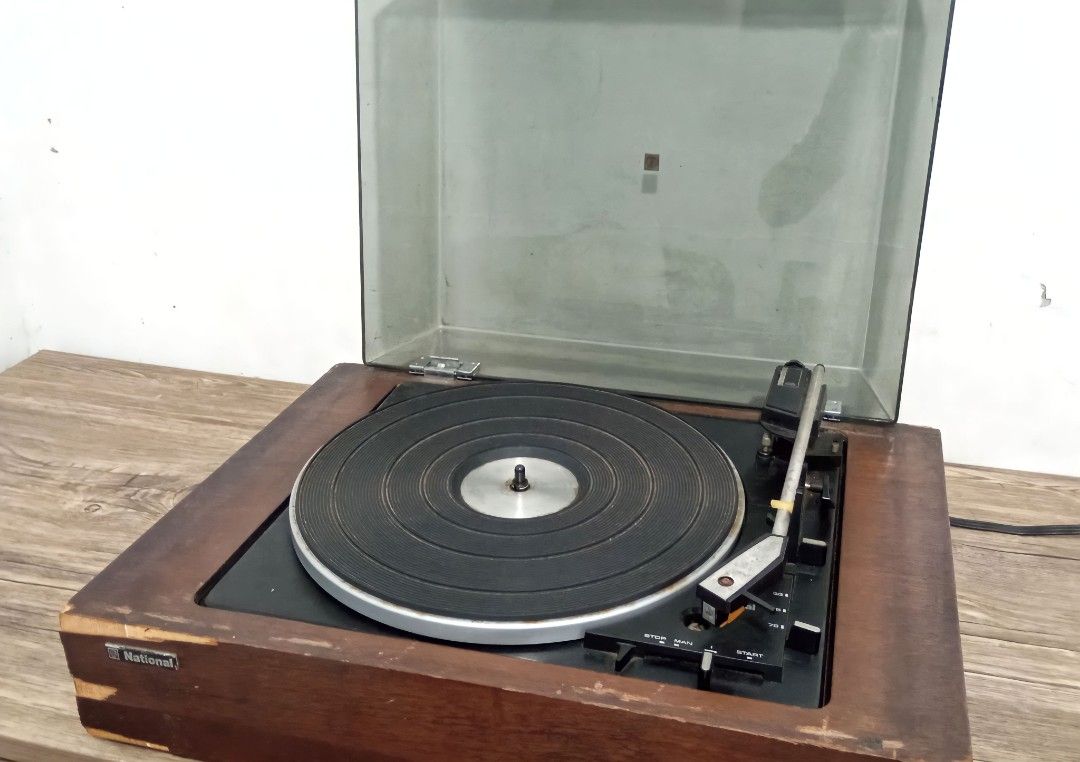Vintage Turntable by National (model name and year is still ...