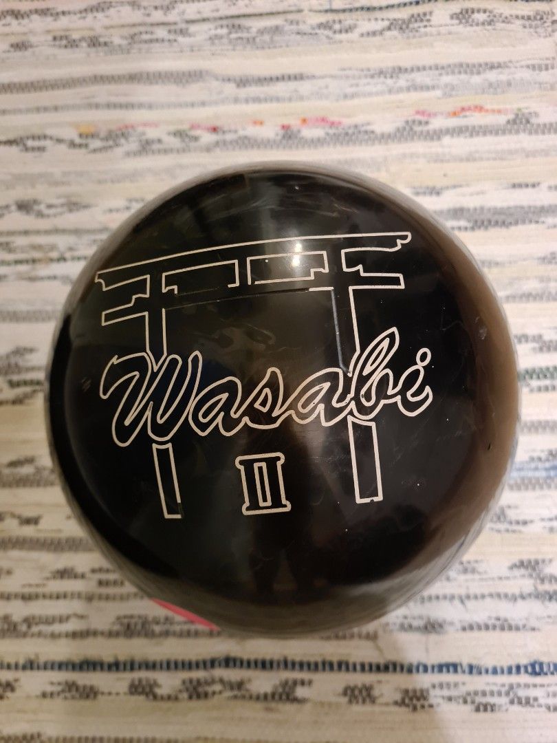 Wasabi II Bowling Ball, Sports Equipment, Sports & Games, Billiards & Bowling on Carousell