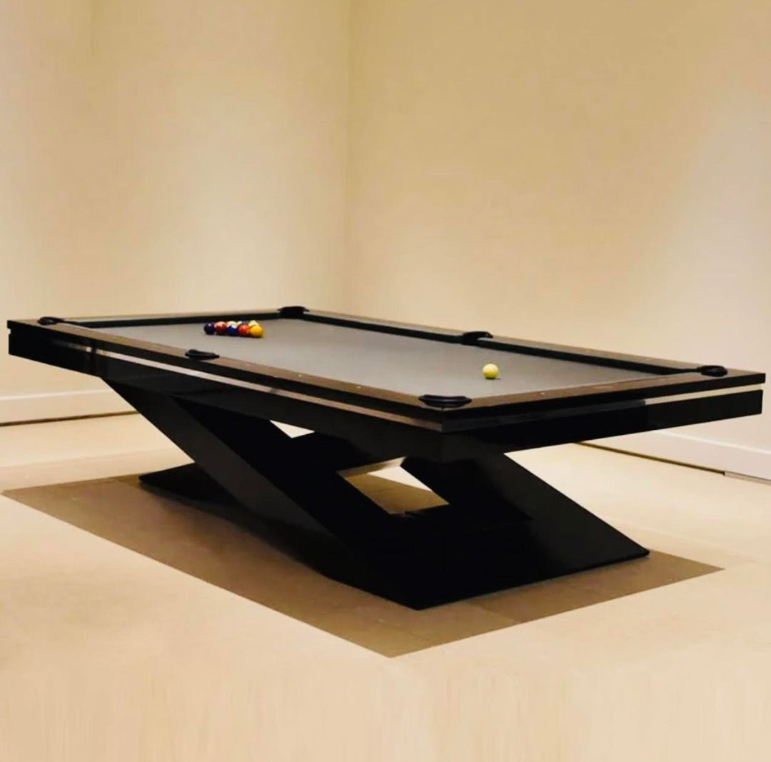 WAYNE STANDARD BILLIARD TABLE WITH COMPLETE SET (AESTHETIC BILLIARD