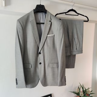 Zara Man 2 piece Men's Suit and Trousers: Blazer and Pants Set Gray