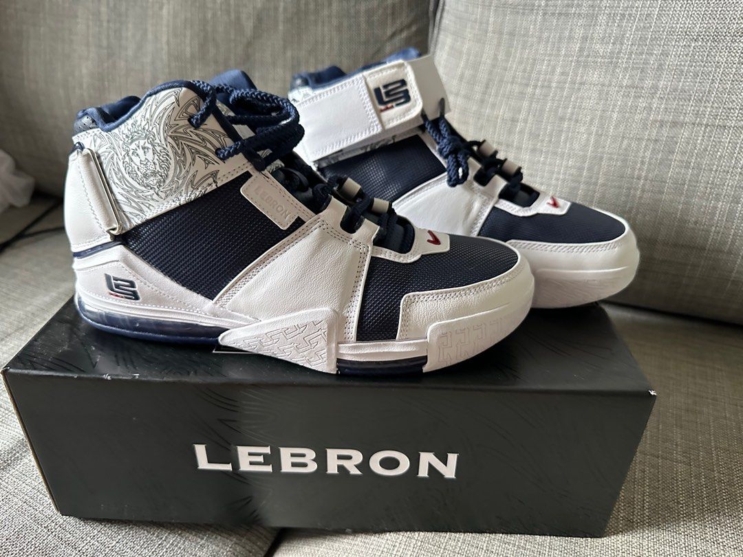 Lebron on sale 2 retro