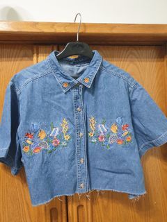 ＃23初夏時尚 刺繡落肩短版丹寧襯衫 可當罩衫