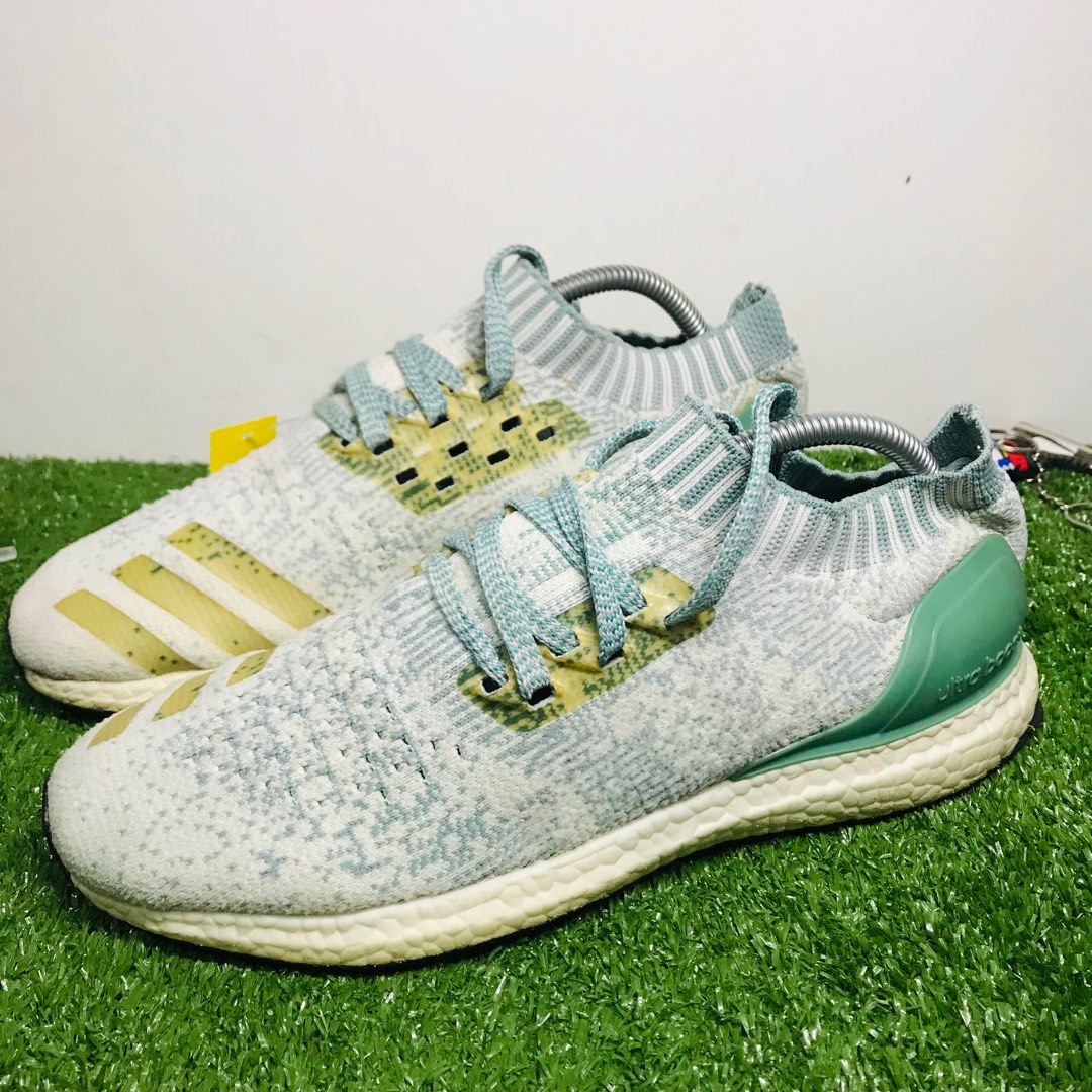 Ultra boost outlet uncaged shoes green