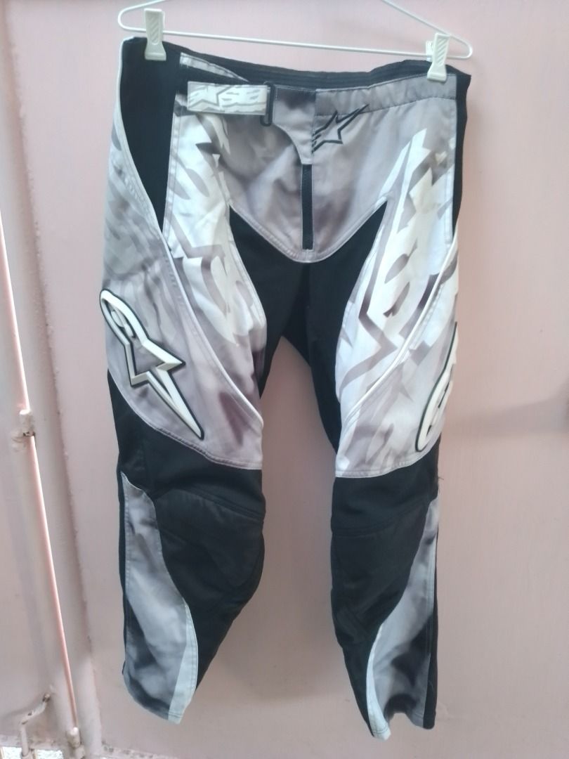 Alpinestars Motocross/Enduro pants (Category: Activewear) located in Paranaque City. Submitted by donjuan_thegreat (Listing ID 1211643161, Image 1). Description: Item in very good used condition Purchased in Paris With some marks on inner portion of pants as seen in pics Perfect for all weather conditions Material: 85% Polyester, 15 % Polyamide Size 32 but will fit up to Size 34 Dimensions: Waist 41-44.5 cm Length 94 cm For pick-up at UPS 5 Paran