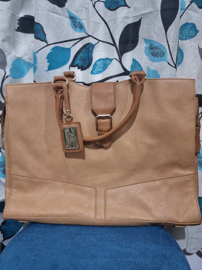 Anne klein laptop bag hotsell