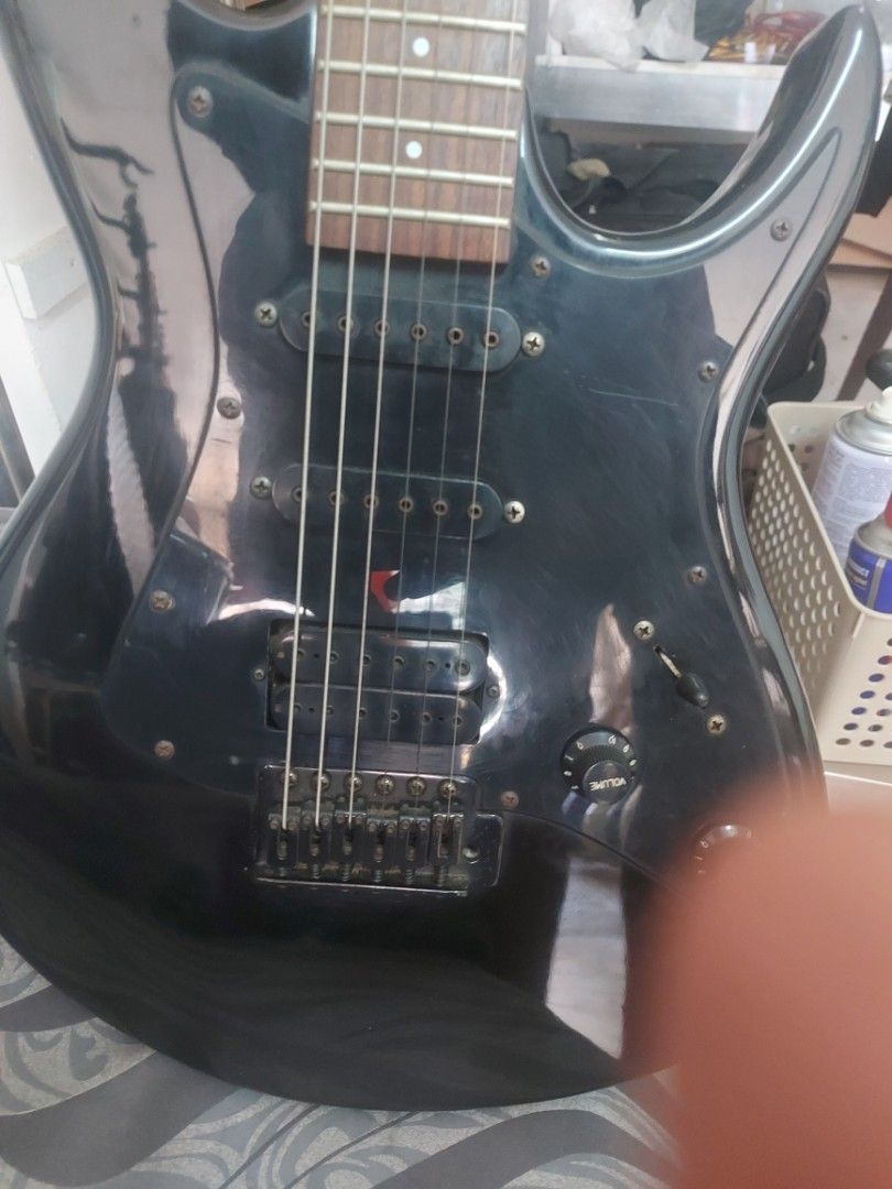 Aria Pro Ⅱ】Black Dog ストラトタイプ 黒 ギター GUITAR ARIA PRO II