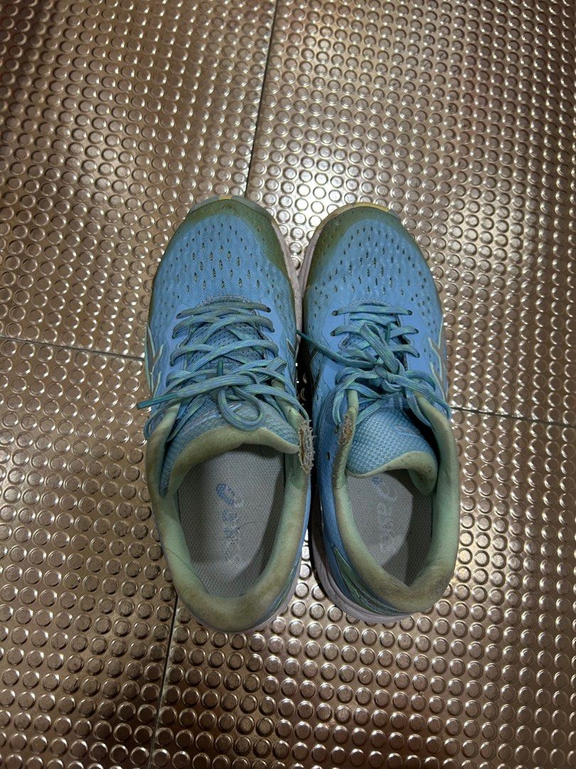 ASICS running shoe netball, Women's Fashion, Footwear, Sneakers on