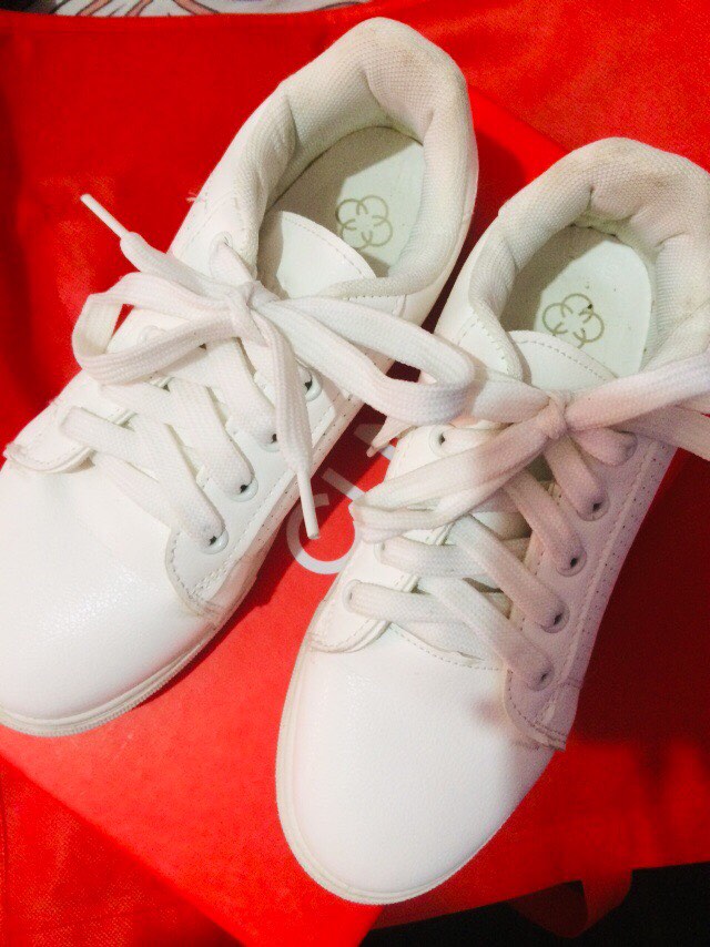 cln white shoes
