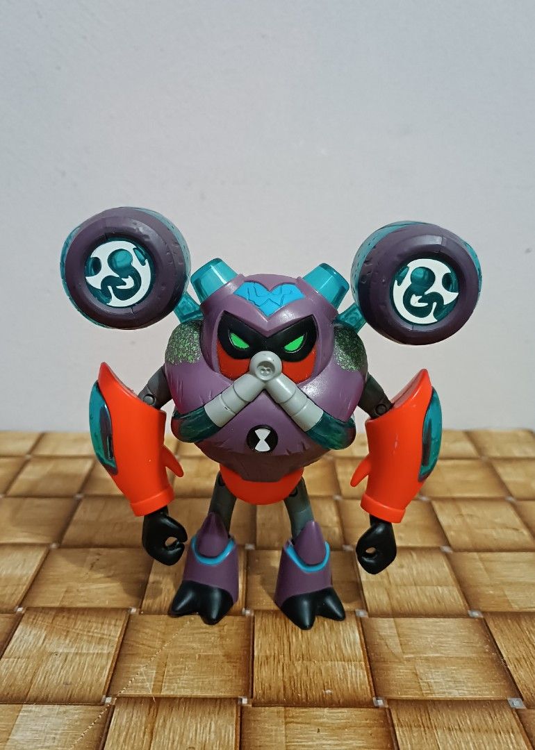 Omni enhanced outlet overflow toy