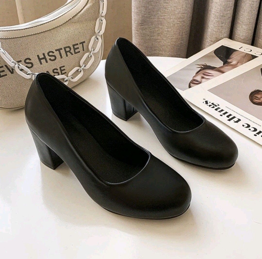 New Fashion School Shoes for Kids,Glossy Black Shoes plain with Heels and  Medium heel 35-40 | Lazada PH