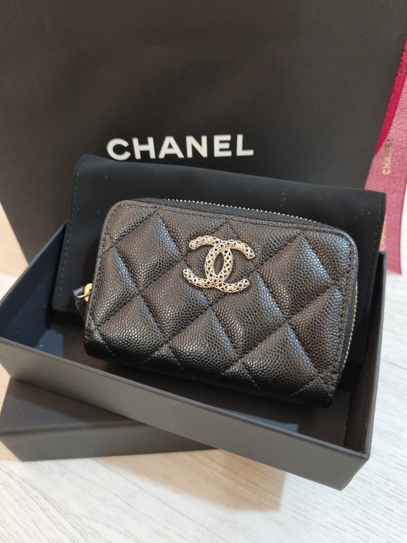 BNIB Chanel Small Zip Around Carviar Card Case Coin Purse Wallet
