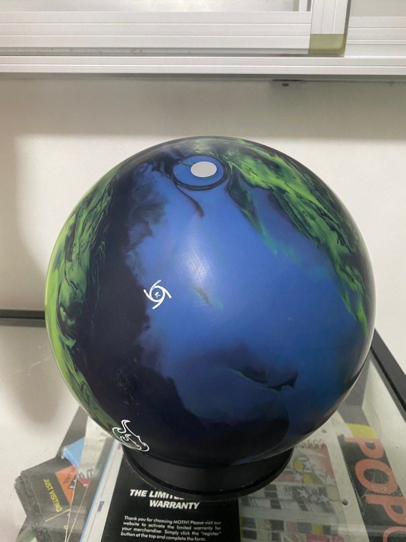BNIB super nova storm bowling ball 12lbs, Sports Equipment, Sports