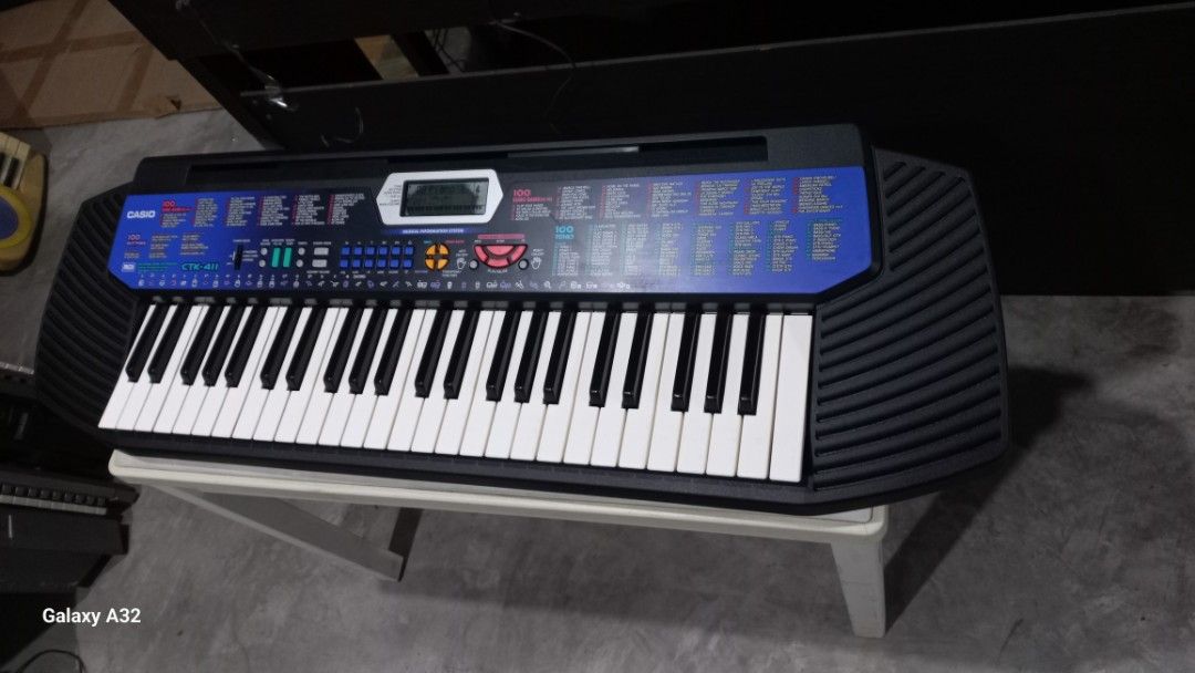Casio CTK411 Portable Piano Keyboard, Hobbies & Toys, Music & Media