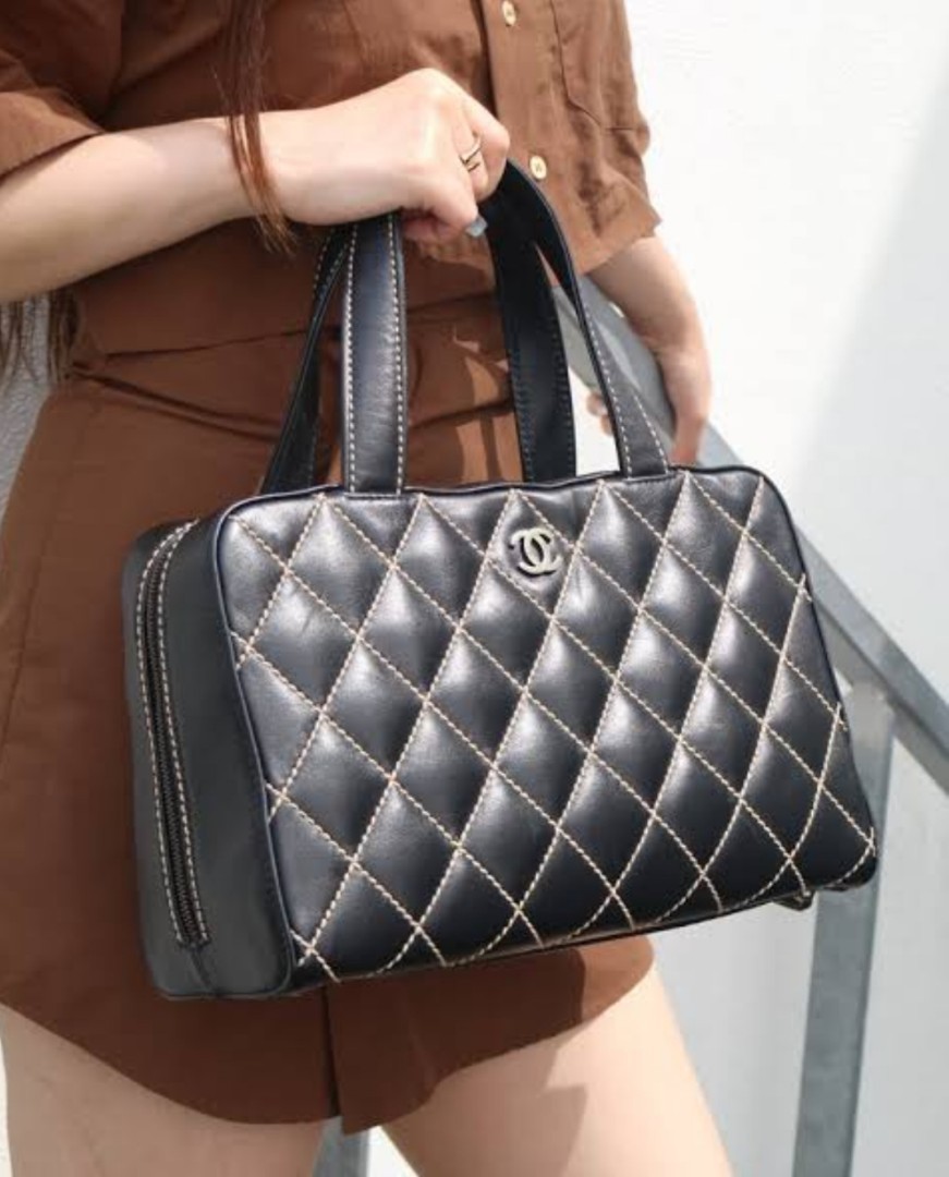 CHANEL Wild Stitch Leather Hand Bag A14692 SKU: 36880-12