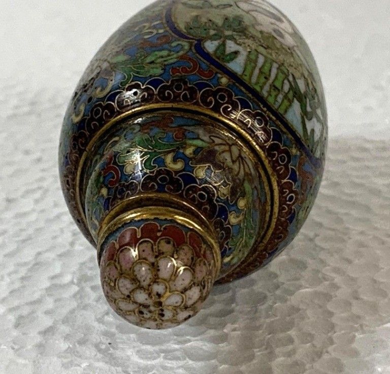 Chinese Cloisonne Snuff Bottle, Hobbies & Toys, Memorabilia