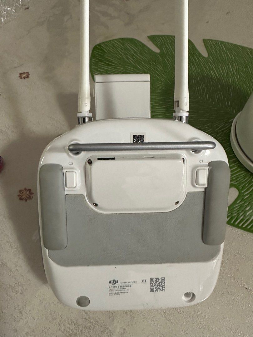 Phantom 3 hotsell remote beeping