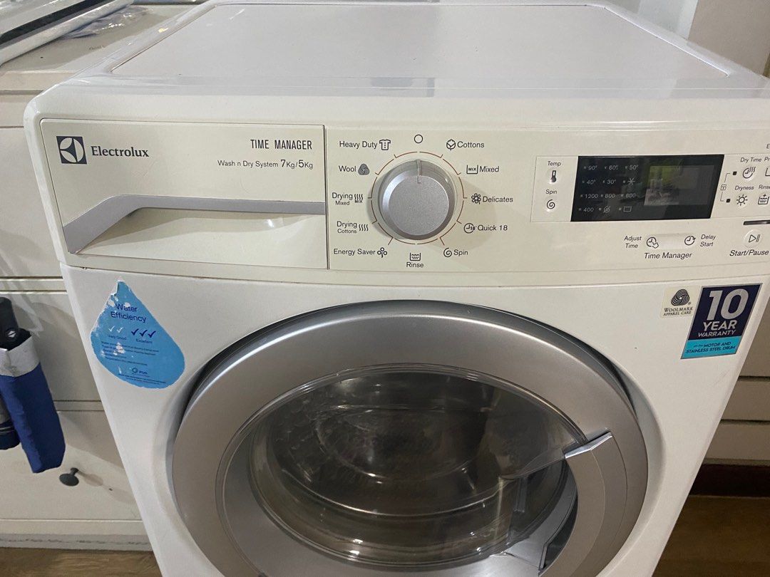 Electrolux Washing Machine with drying function, TV & Home Appliances