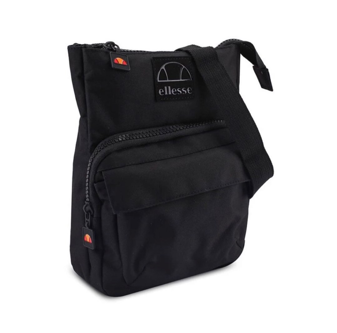 Ellesse Matta Crossbody Bag, Men's Fashion, Bags, Sling Bags on Carousell