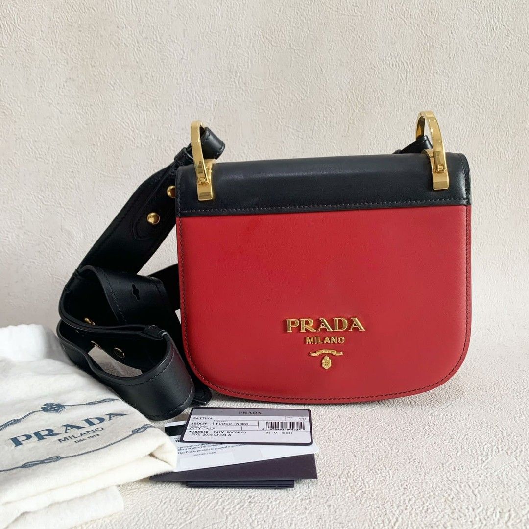 Prada pionniere saddle bag best sale